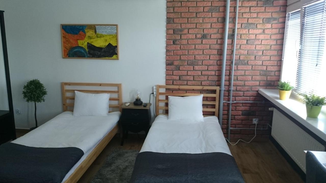 Hostel W5 พอซนาน ภายนอก รูปภาพ